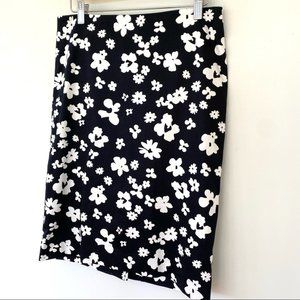 Talbots pencil skirt, black & white floral print, in a cotton & spandex blend